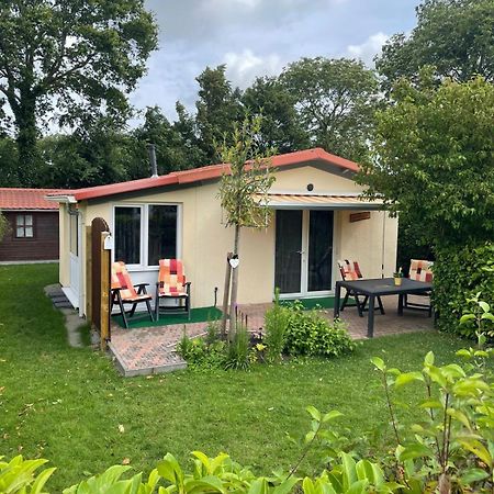 Zonneschijn, Bungalow Op Vakantiepark Bij Zee Villa Baarland Exterior foto