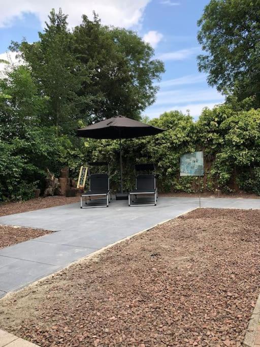 Zonneschijn, Bungalow Op Vakantiepark Bij Zee Villa Baarland Exterior foto